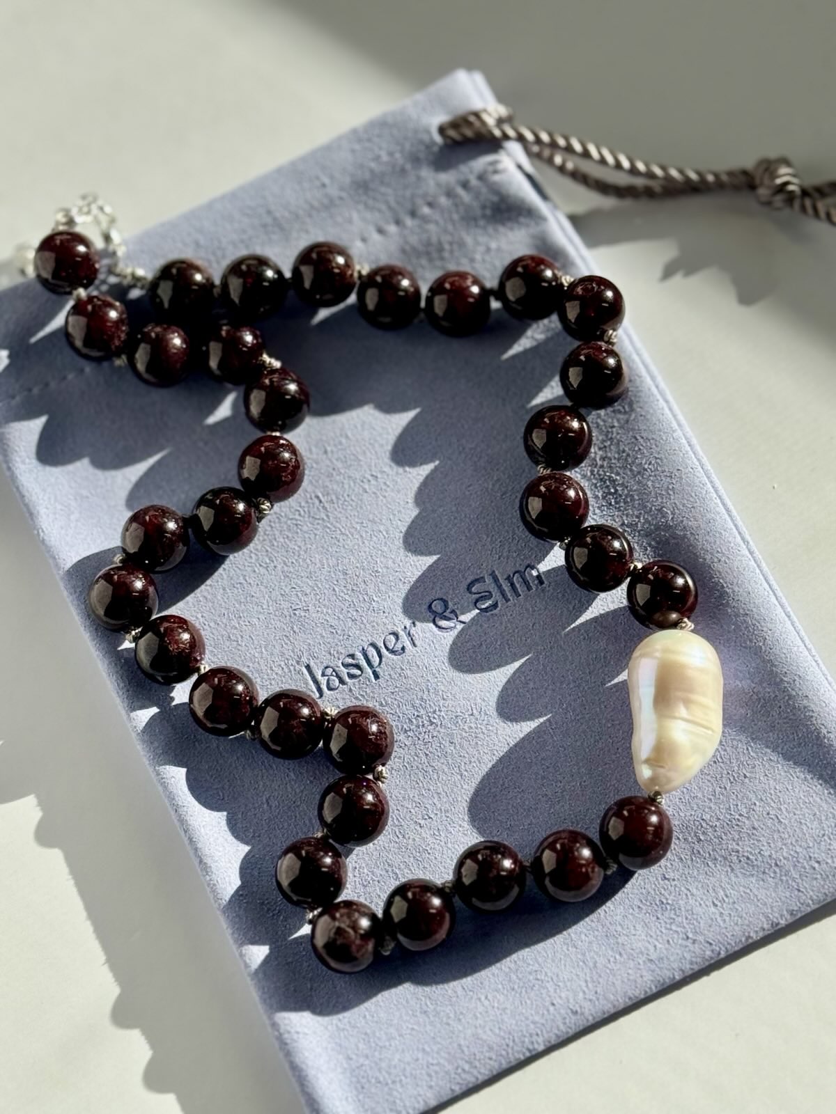 Garnet & Freshwater Pearl Knotted Necklace | The Art Museum Collection