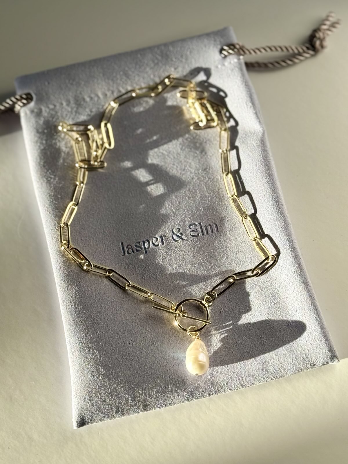 Freshwater Pearl Toggle Necklace