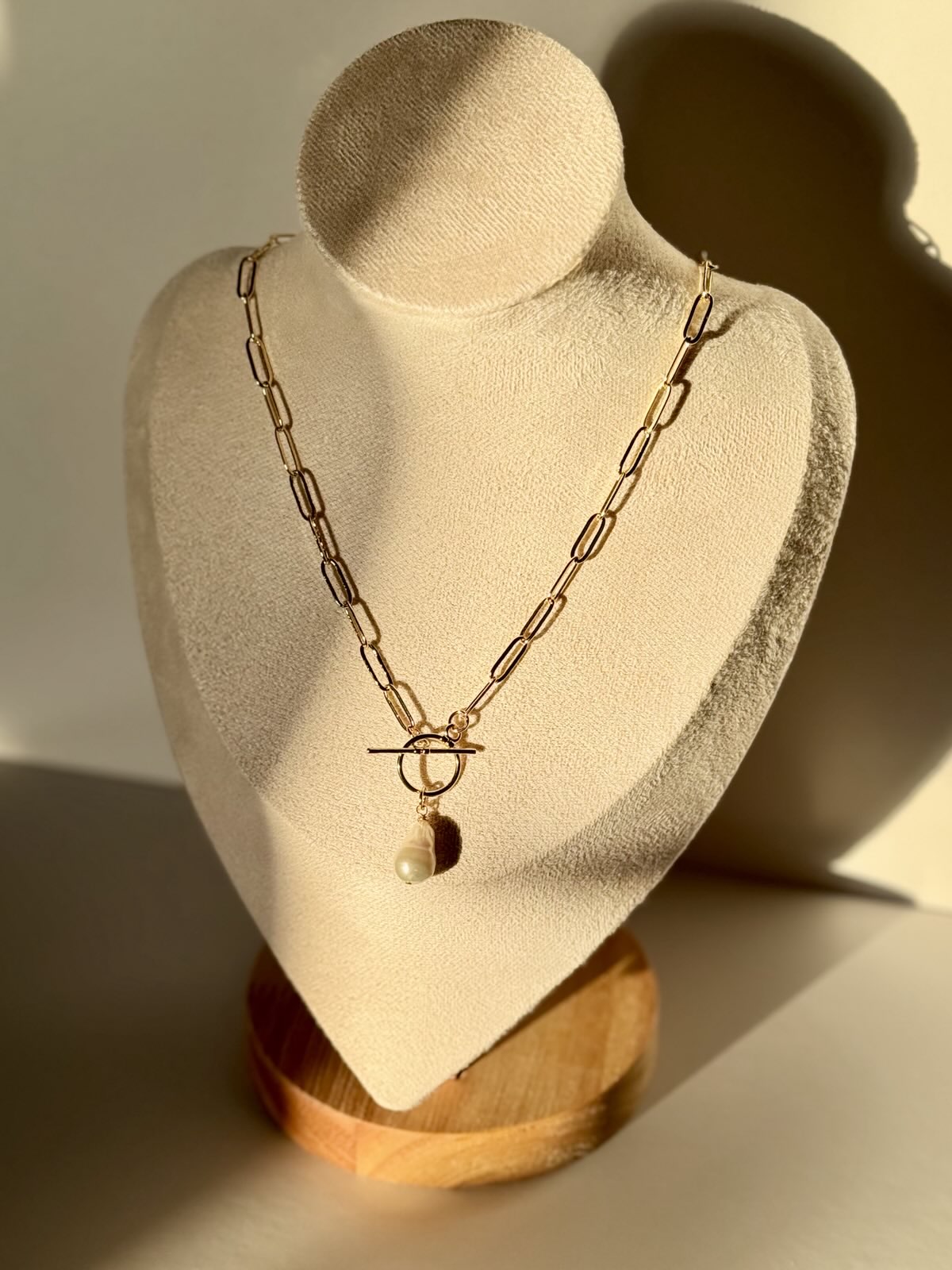 Freshwater Pearl Toggle Necklace